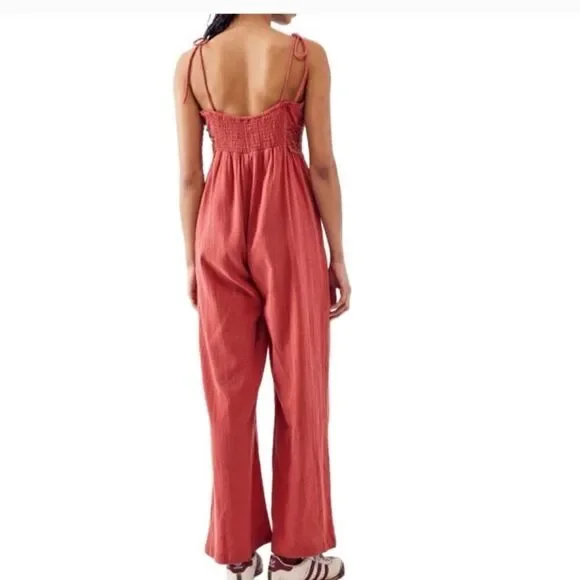 Urban Outfitters BDG Tilly lace, illusion waist wide leg jumpsuit size M… - Picture 3 of 6
